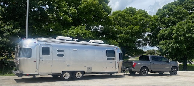 2021 Airstream GLOBETROTTER 27FB TWIN RV