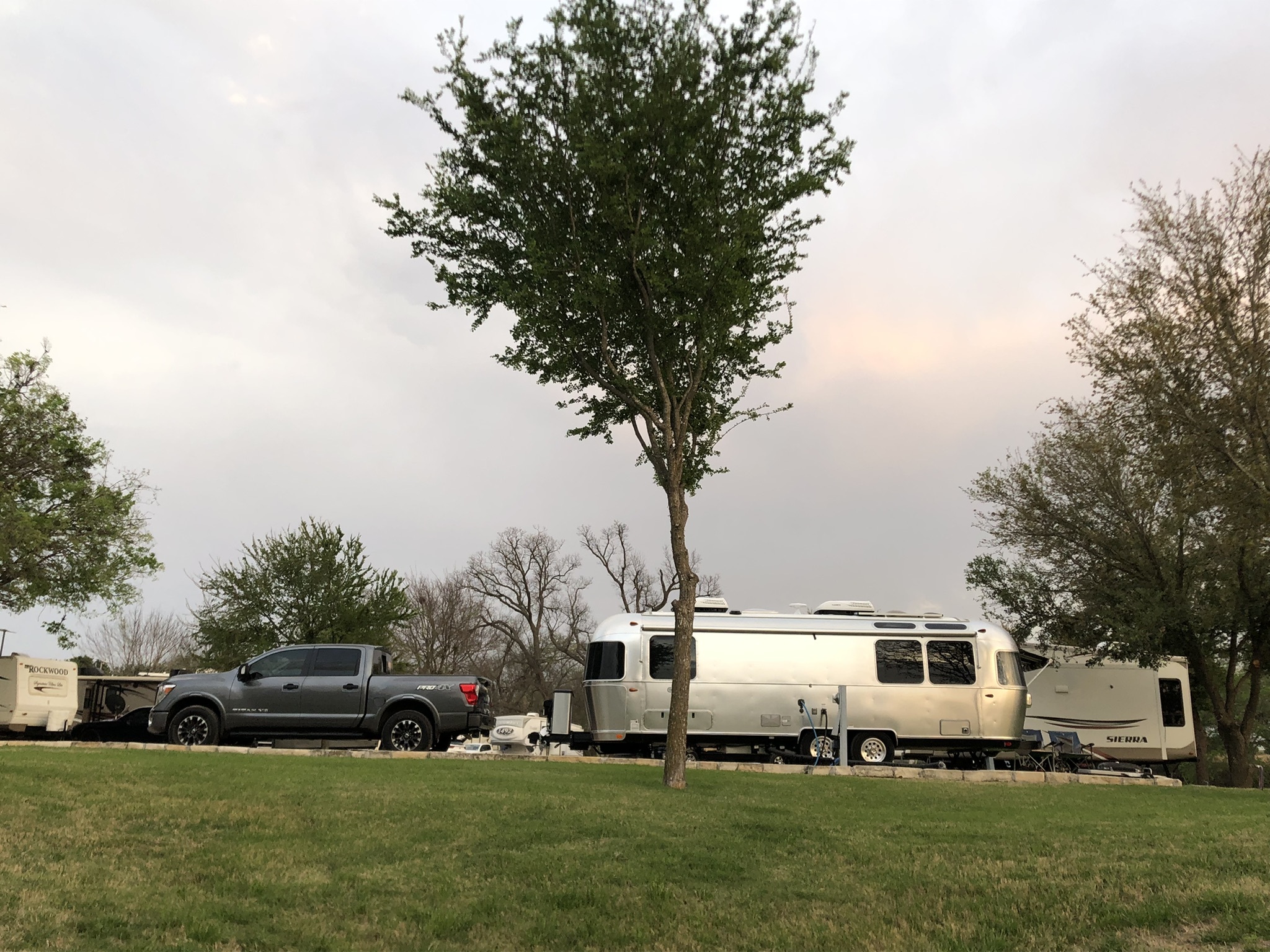 2021 Airstream GLOBETROTTER 27FB TWIN in el paso TX