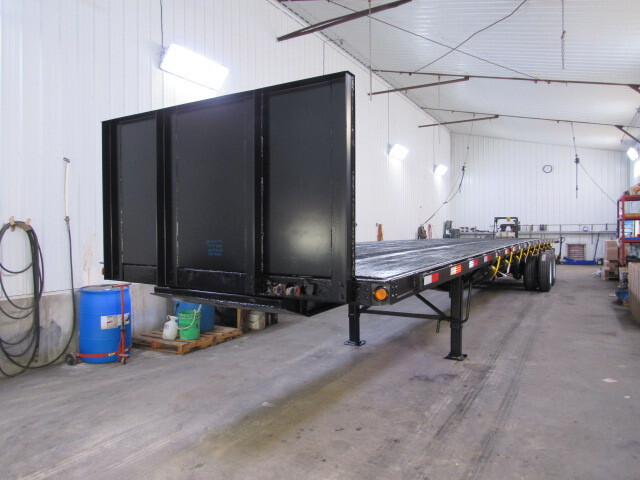 2014 UTILITY 45' X 102" Princeton/Moffett Trailer in Grabill, IN