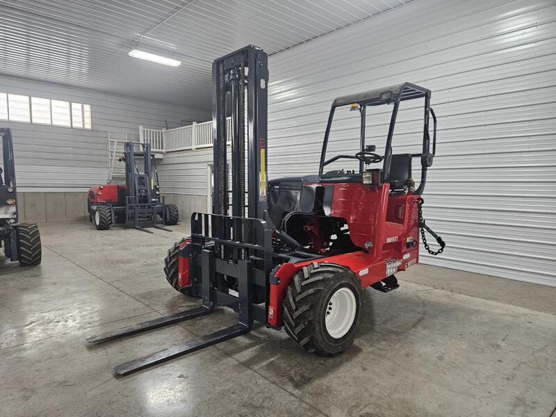 2014 Moffett M 70 in Grabill, IN