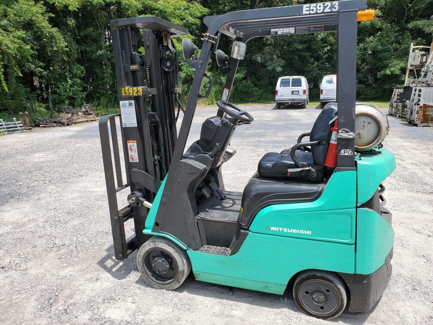 Mitsubishi Forklift FGC15N in Richmond, VA