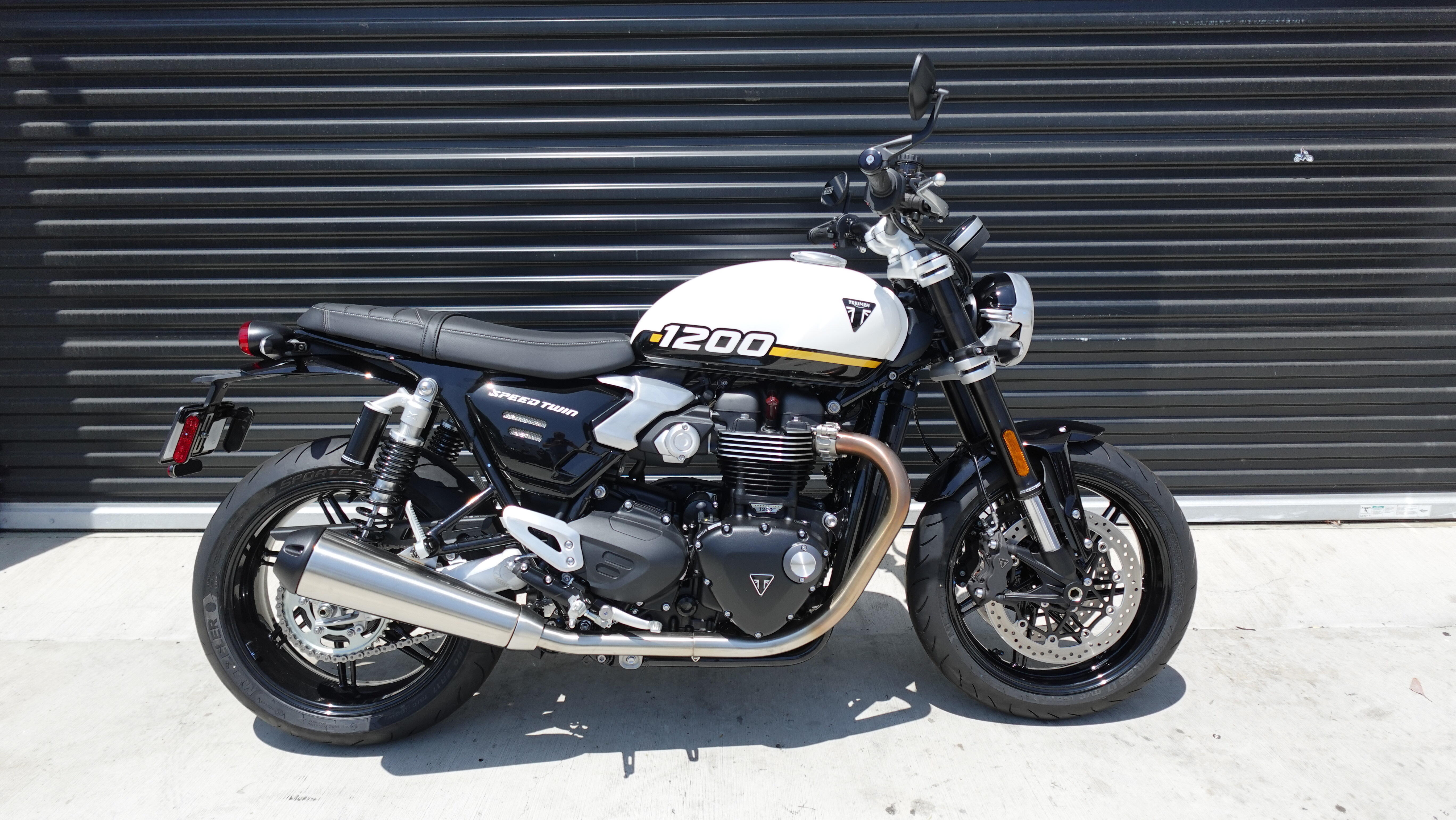 2025 Triumph Speed Twin 1200 Base BASE in Santa Monica, CA