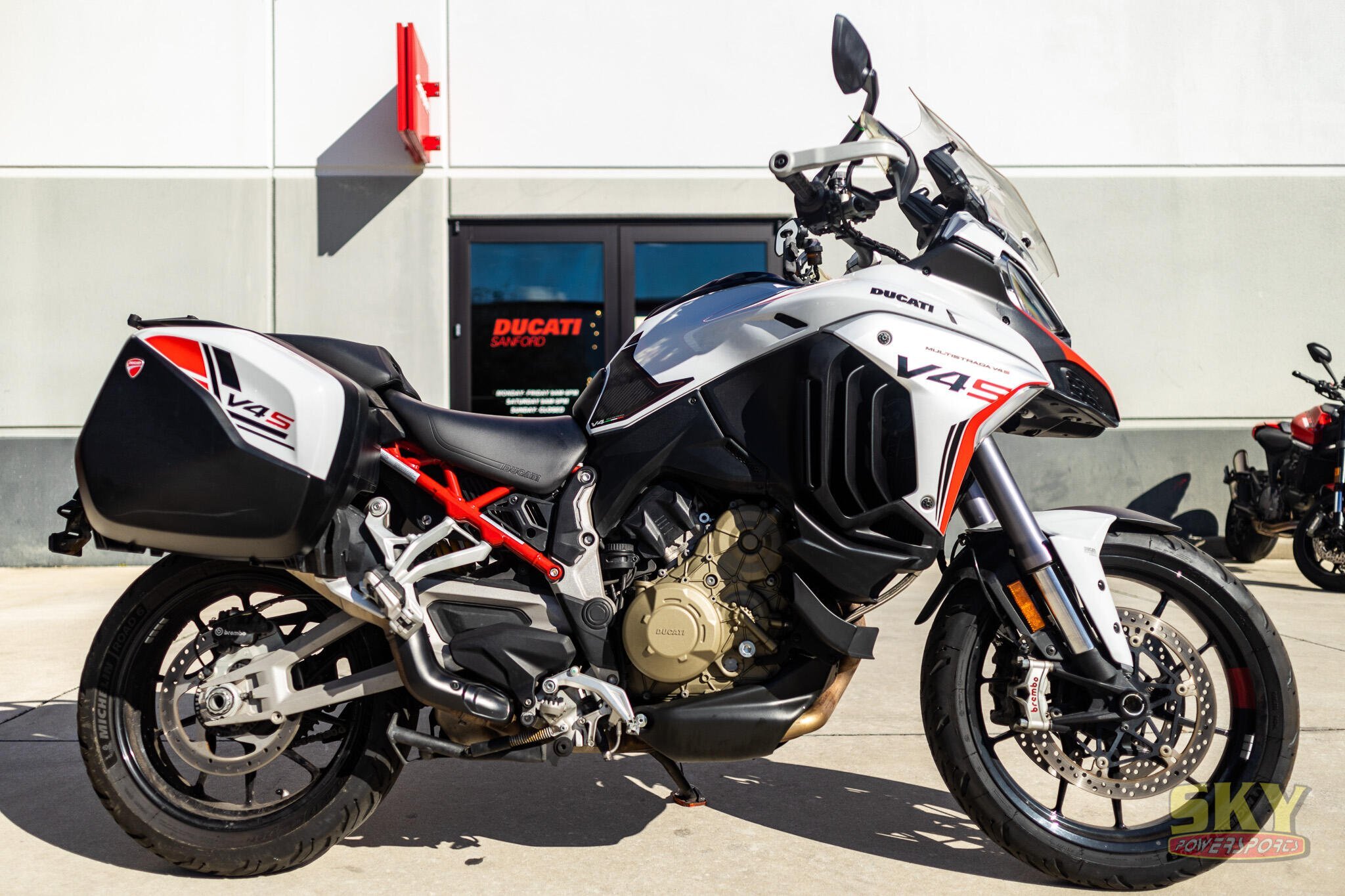 2023 Ducati Multistrada V4 S Iceberg White Alloy Wheels TravelRadar V4 S in Sanford, FL