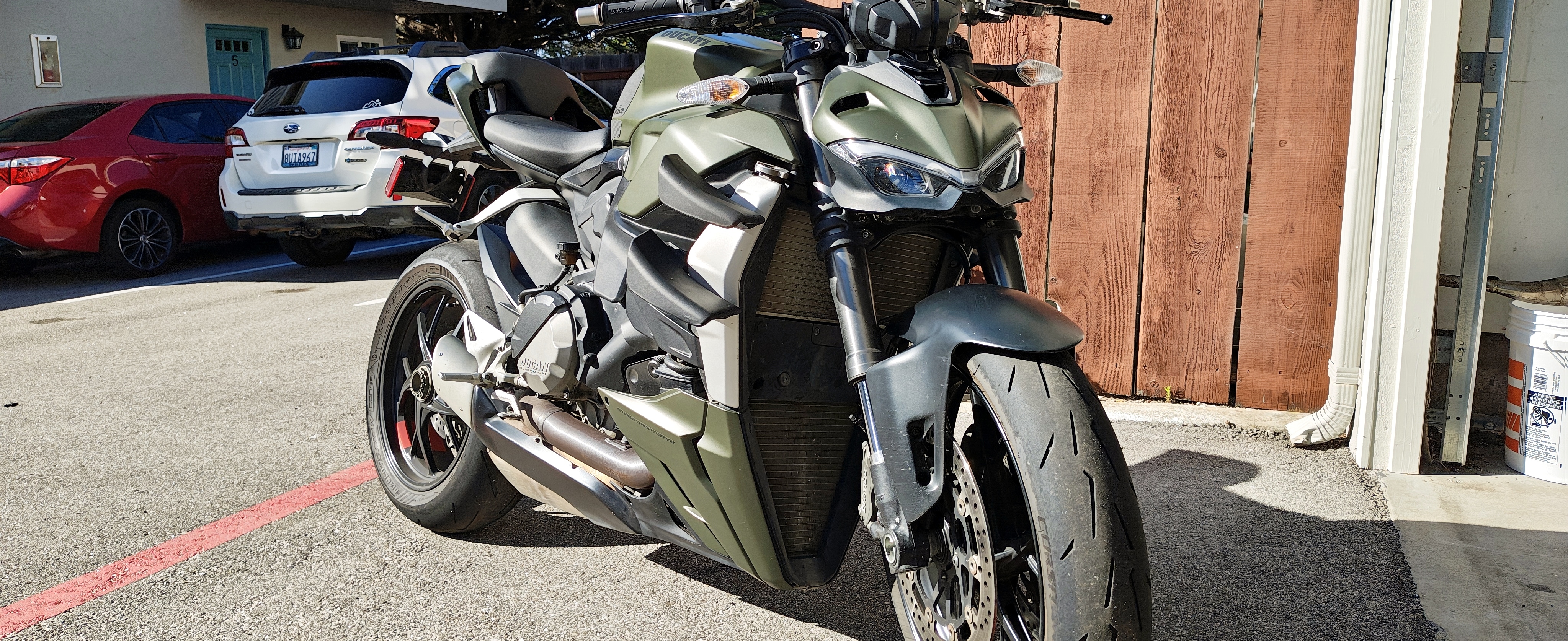 2023 Ducati STREETFIGHTER V2 V2 in Marina, CA