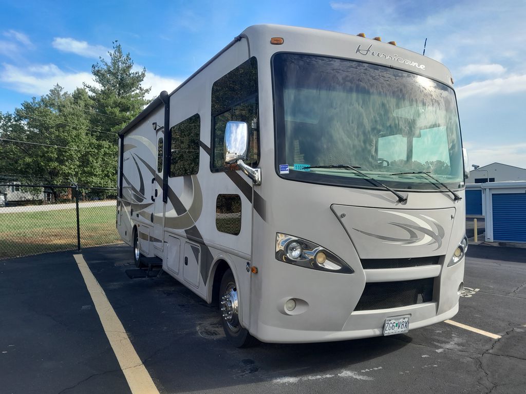 2015 Thor Motor Coach Hurricane 32N in union MO