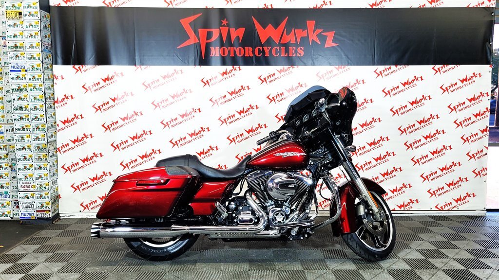 2014 Harley Davidson Flhxs Street Glide S BASE in Seminole, FL