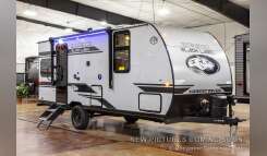 2027 Forest River Cherokee Wolf Pup Black Label 16CMBL RV