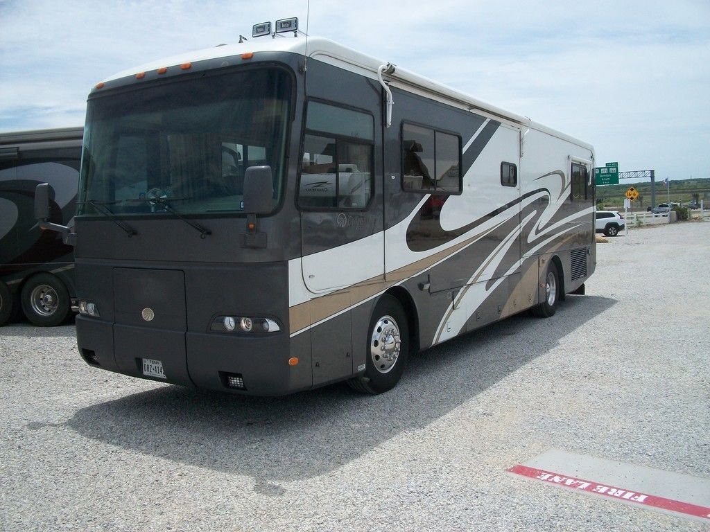 2001 Monaco Dynasty 36FDS in denton TX