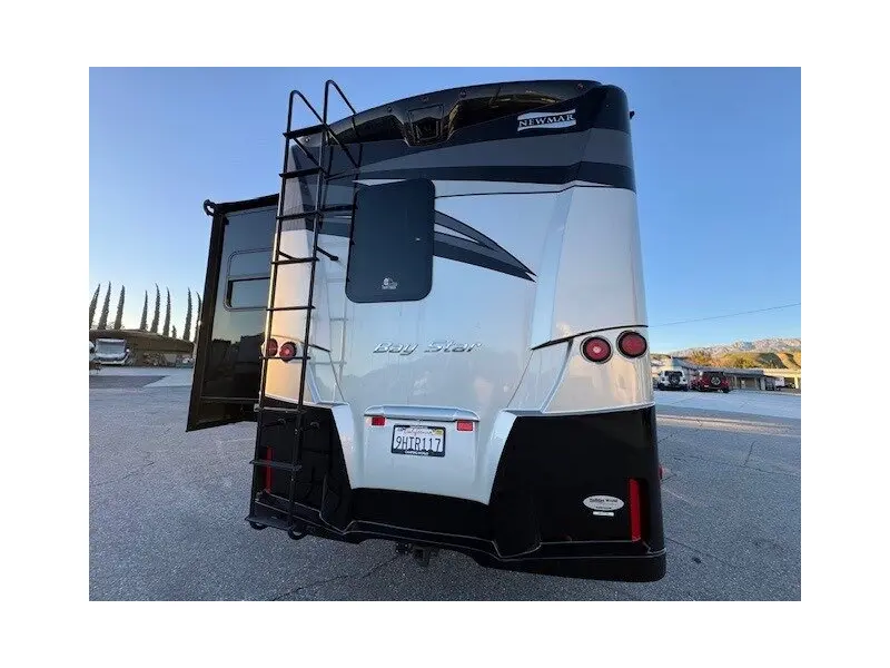 2020 NEWMAR BAY STAR 3312