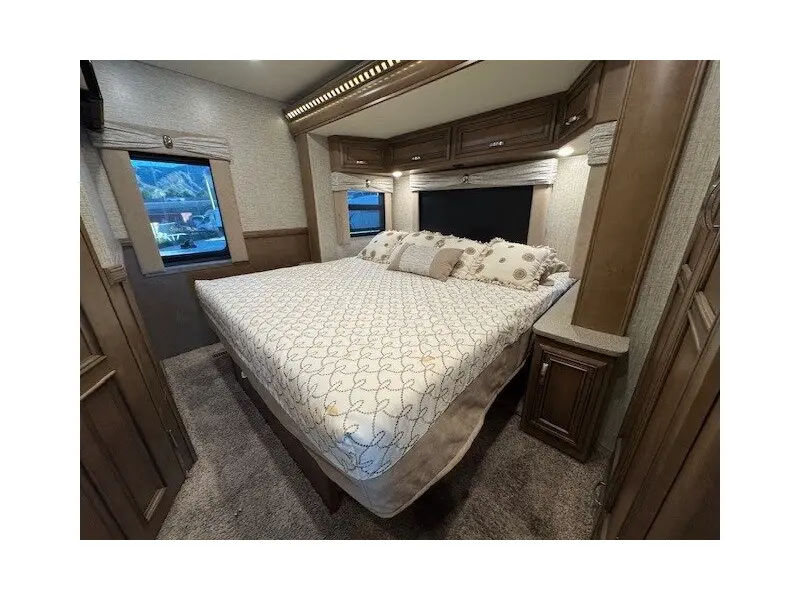 2020 NEWMAR BAY STAR 3312