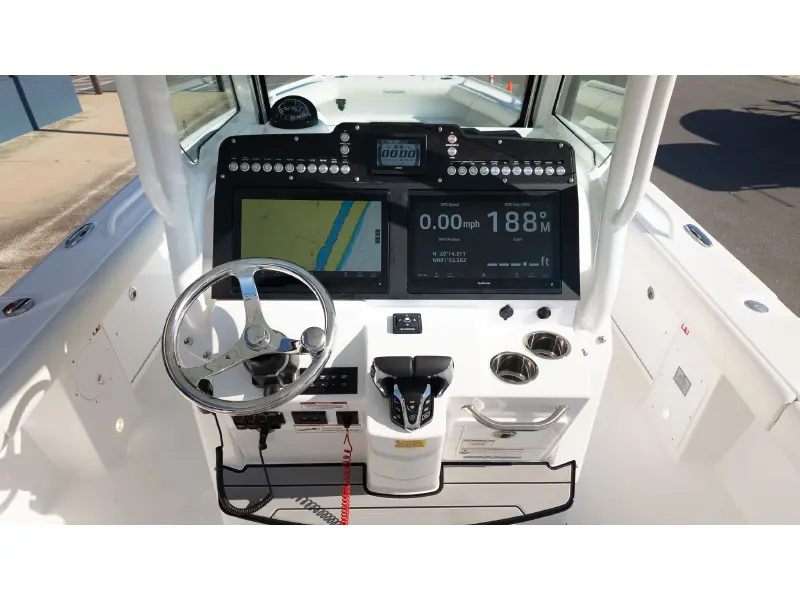 2027 Everglades 273CC