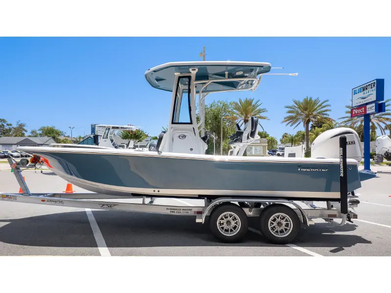 2027 Tidewater 2210 Carolina Bay