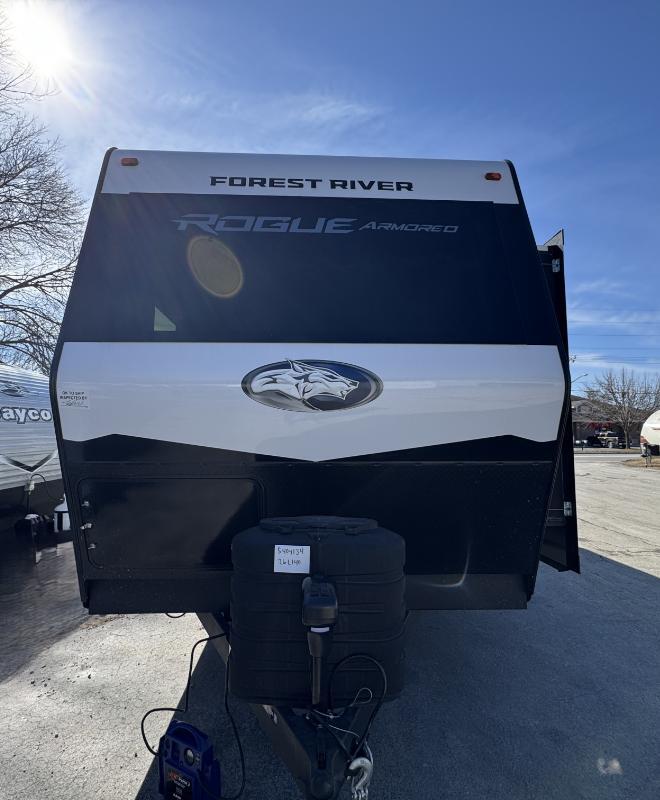 2026 Forest River Cherokee Rogue Armored 26L140 in lake mills WI