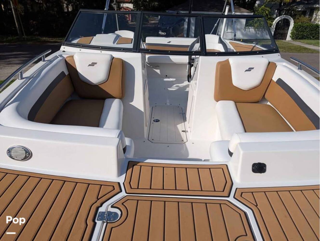 A photo of this 2021 Starcraft SVX210 DC