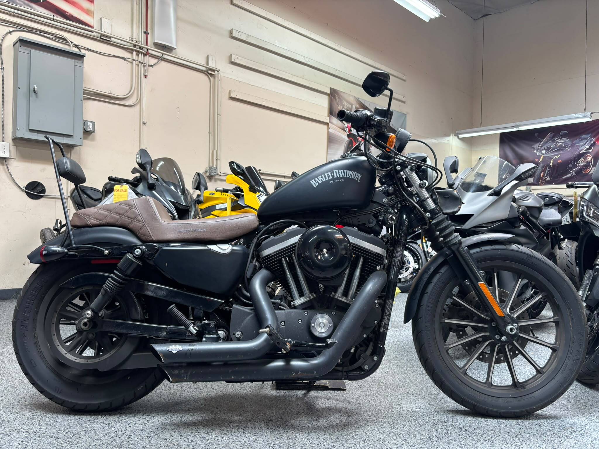 EARLY SPORTSTERS and K-MODELS ハーレー　アイアン EARLY SPORTSTERS and K-MODELS ハーレー アイアン Harley-Davidson