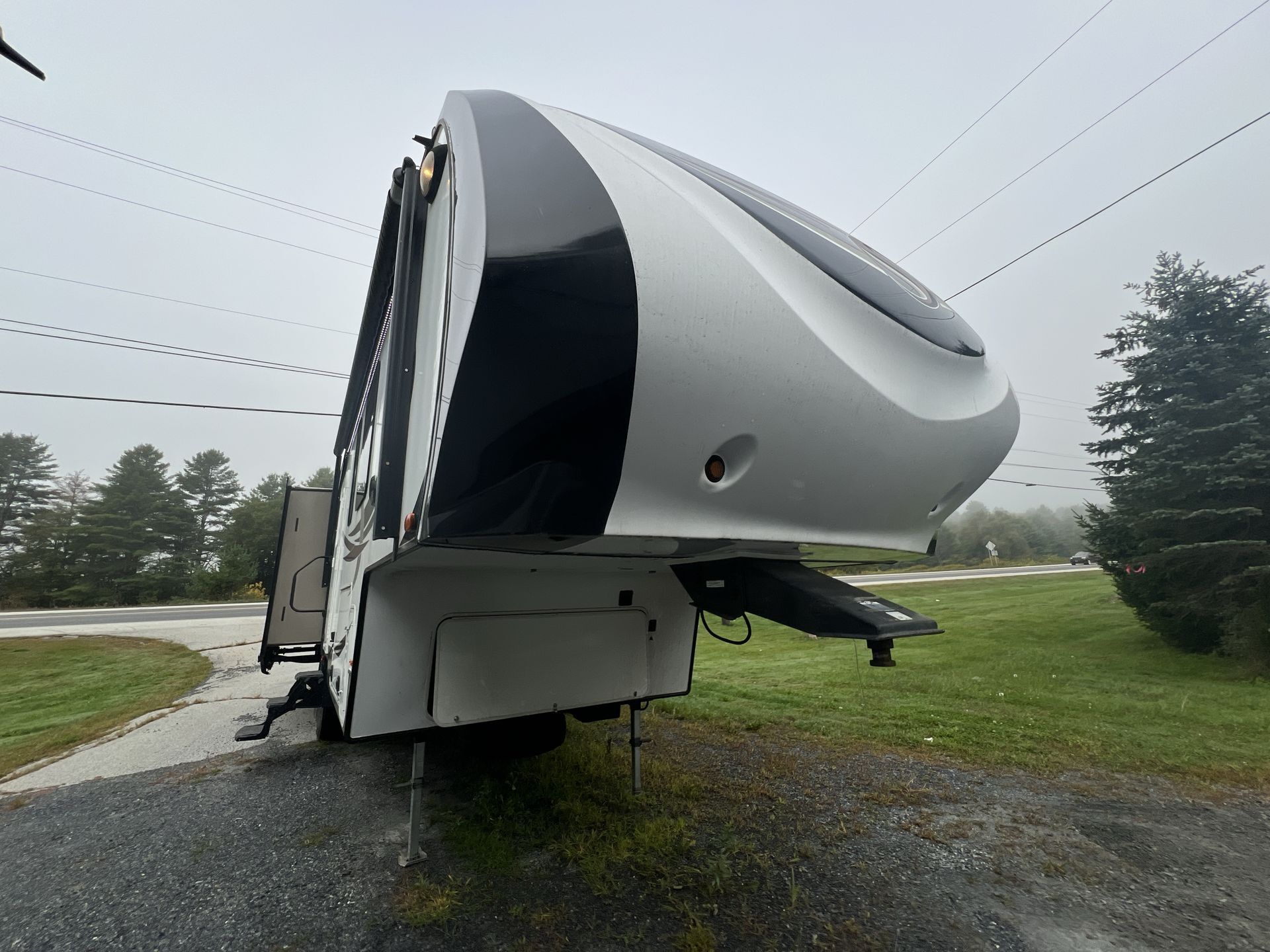2015 Heartland SUNDANCE 2880RLT in east montpelier VT