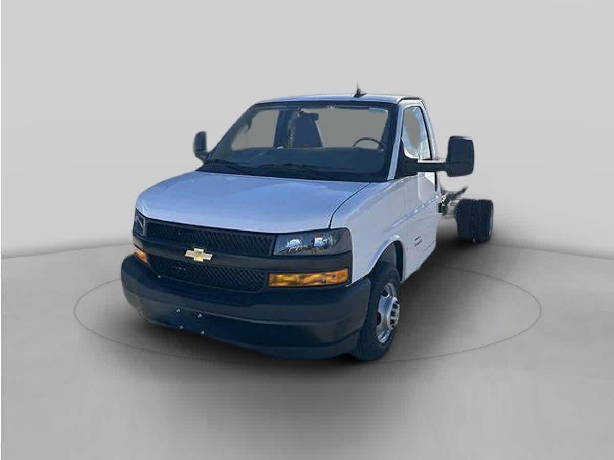 2025 CHEVROLET Express Commercial Cutaway in Chesapeake, VA