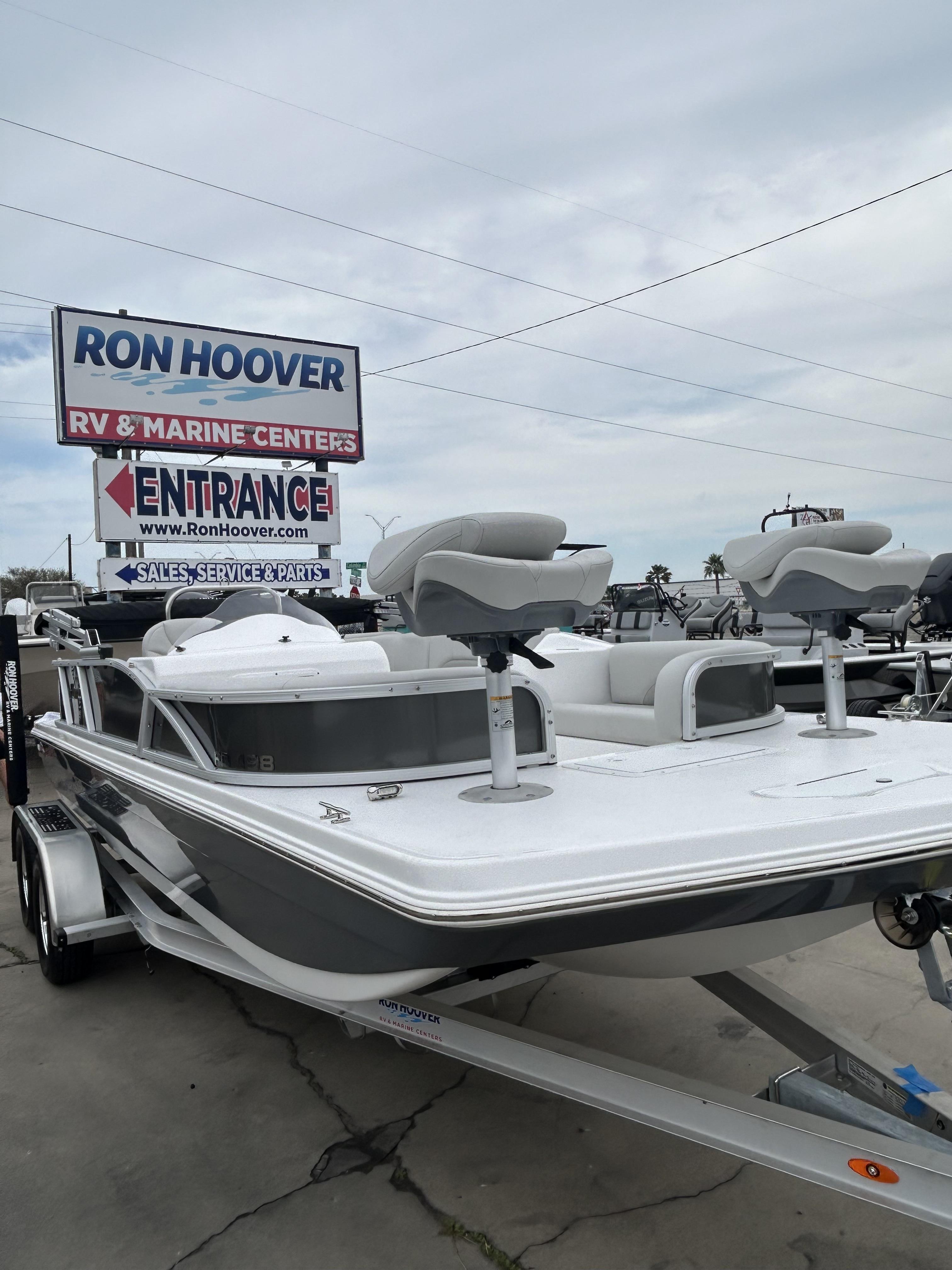 2026 Hurricane FunDeck FD 236 WB OB in corpus christi TX