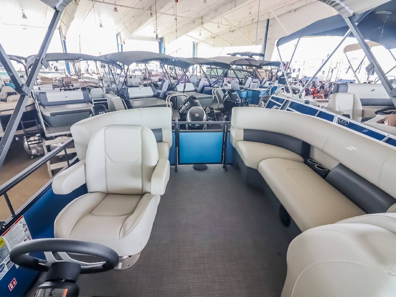 A photo of this 2026 Starcraft LX