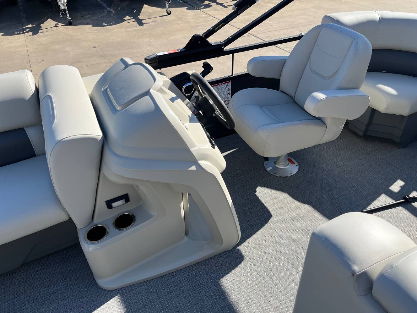 A photo of this 2026 Starcraft LX