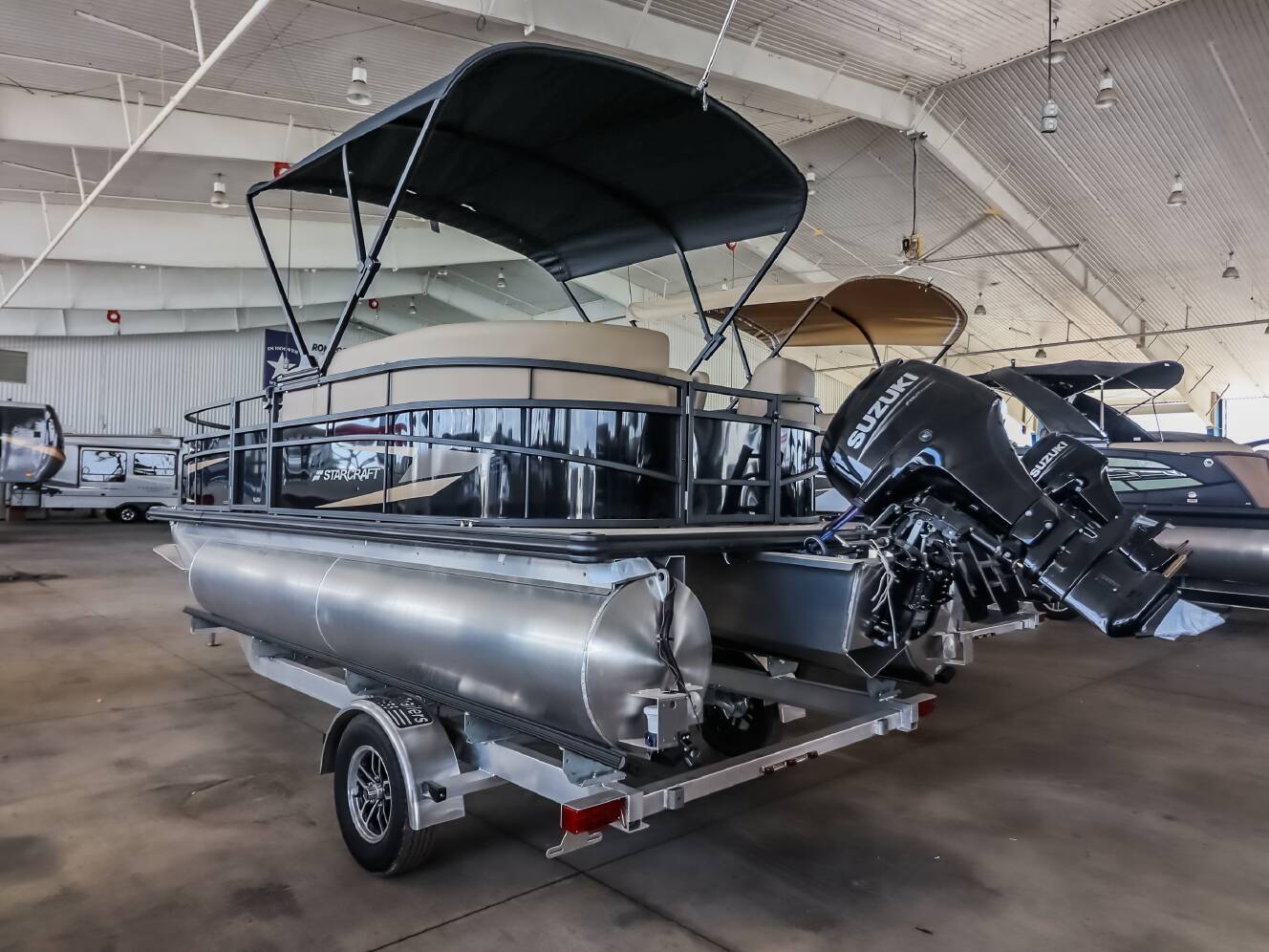 A photo of this 2026 Starcraft LX