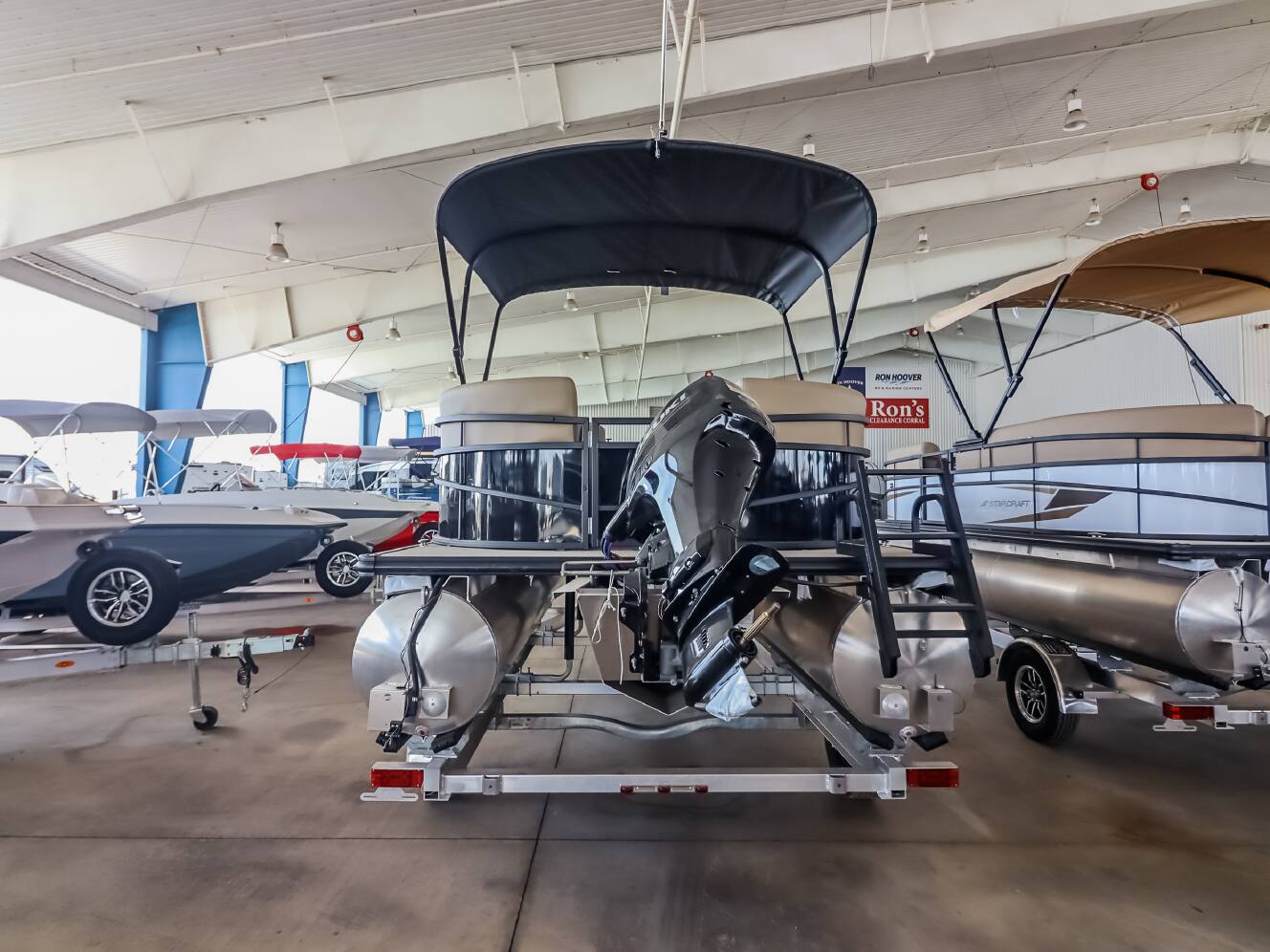A photo of this 2026 Starcraft LX