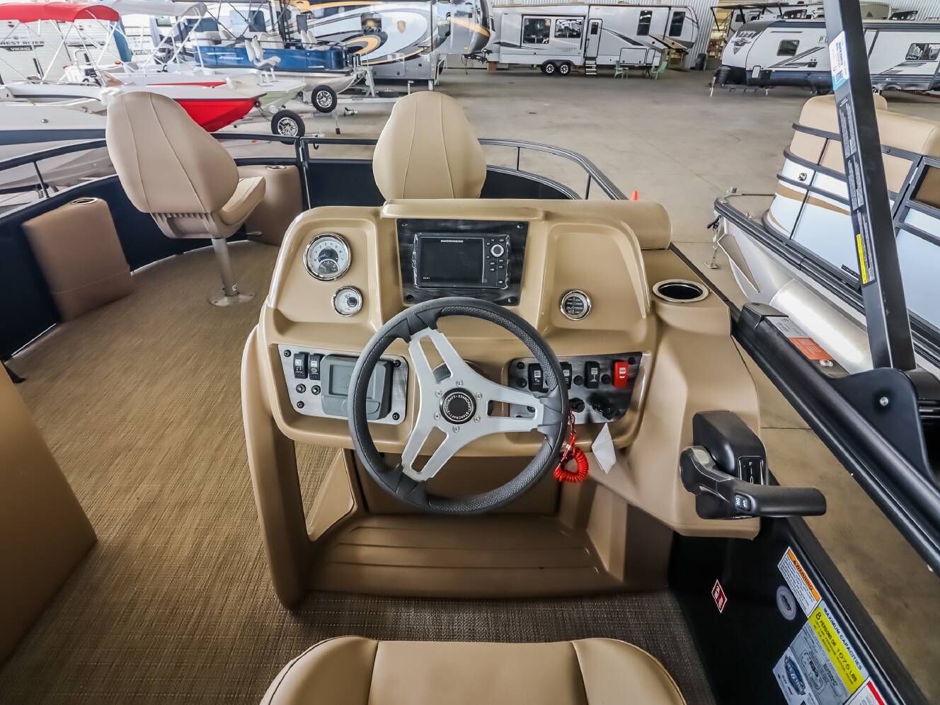 A photo of this 2026 Starcraft LX