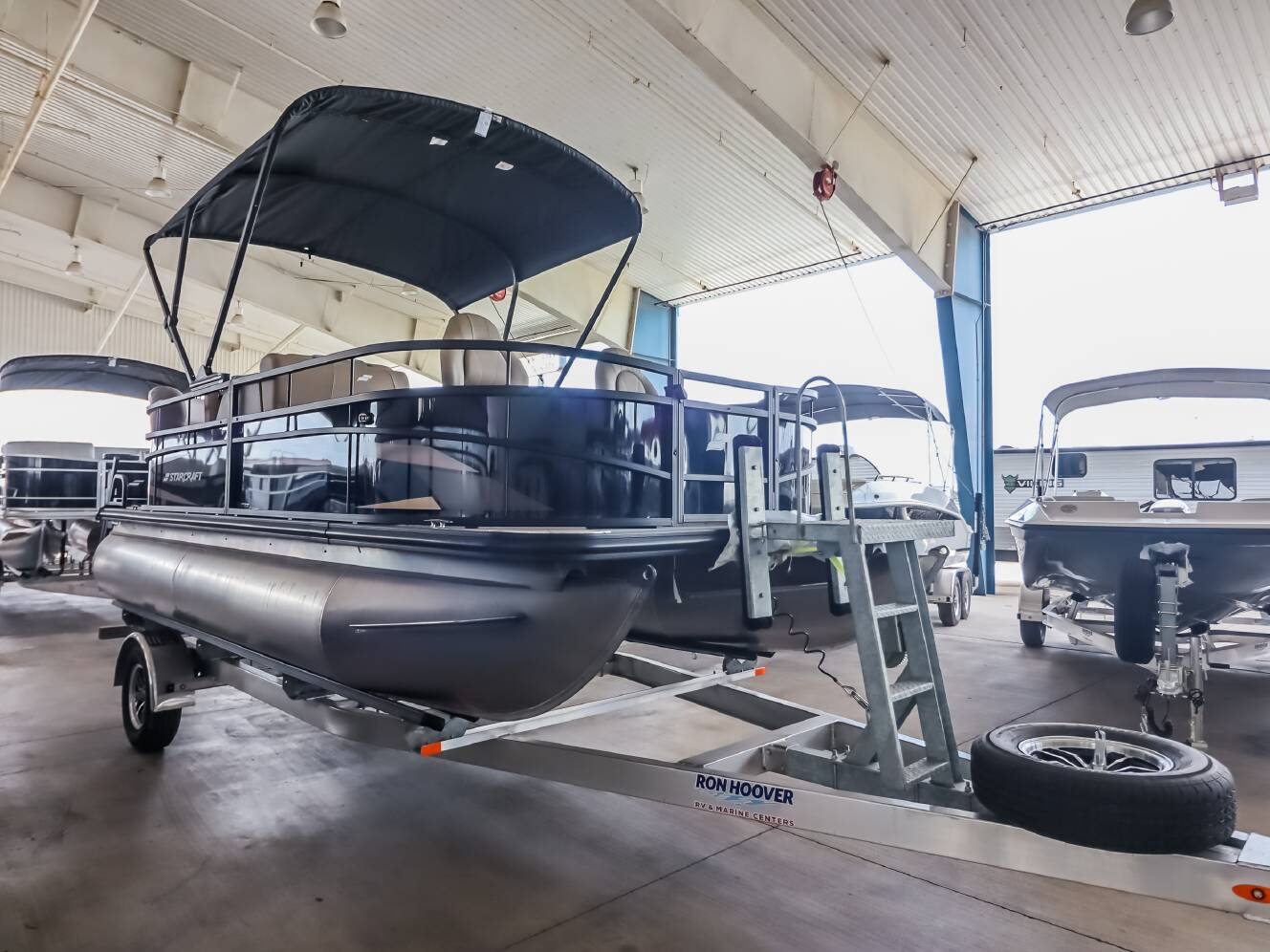 A photo of this 2026 Starcraft LX