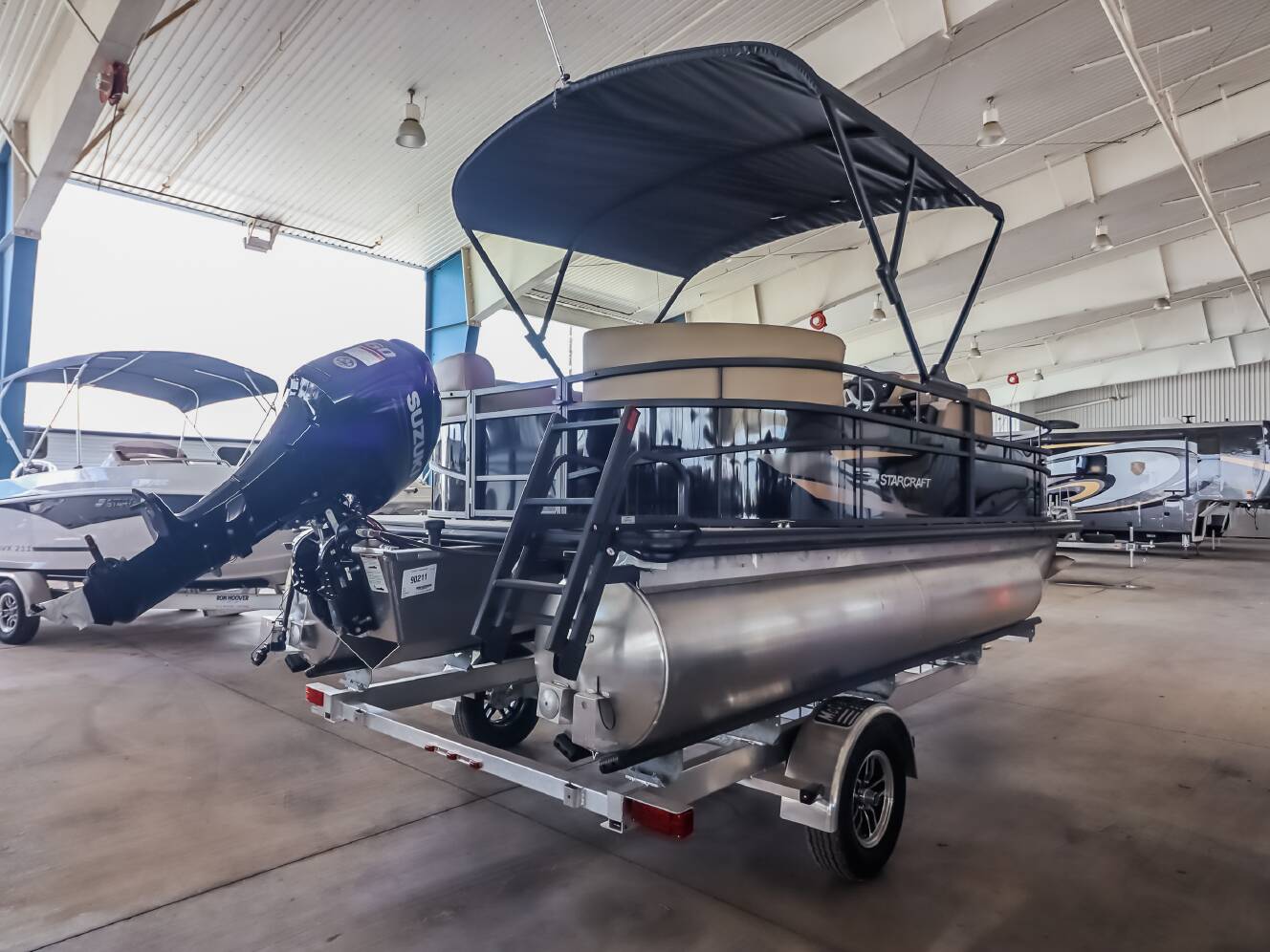 A photo of this 2026 Starcraft LX