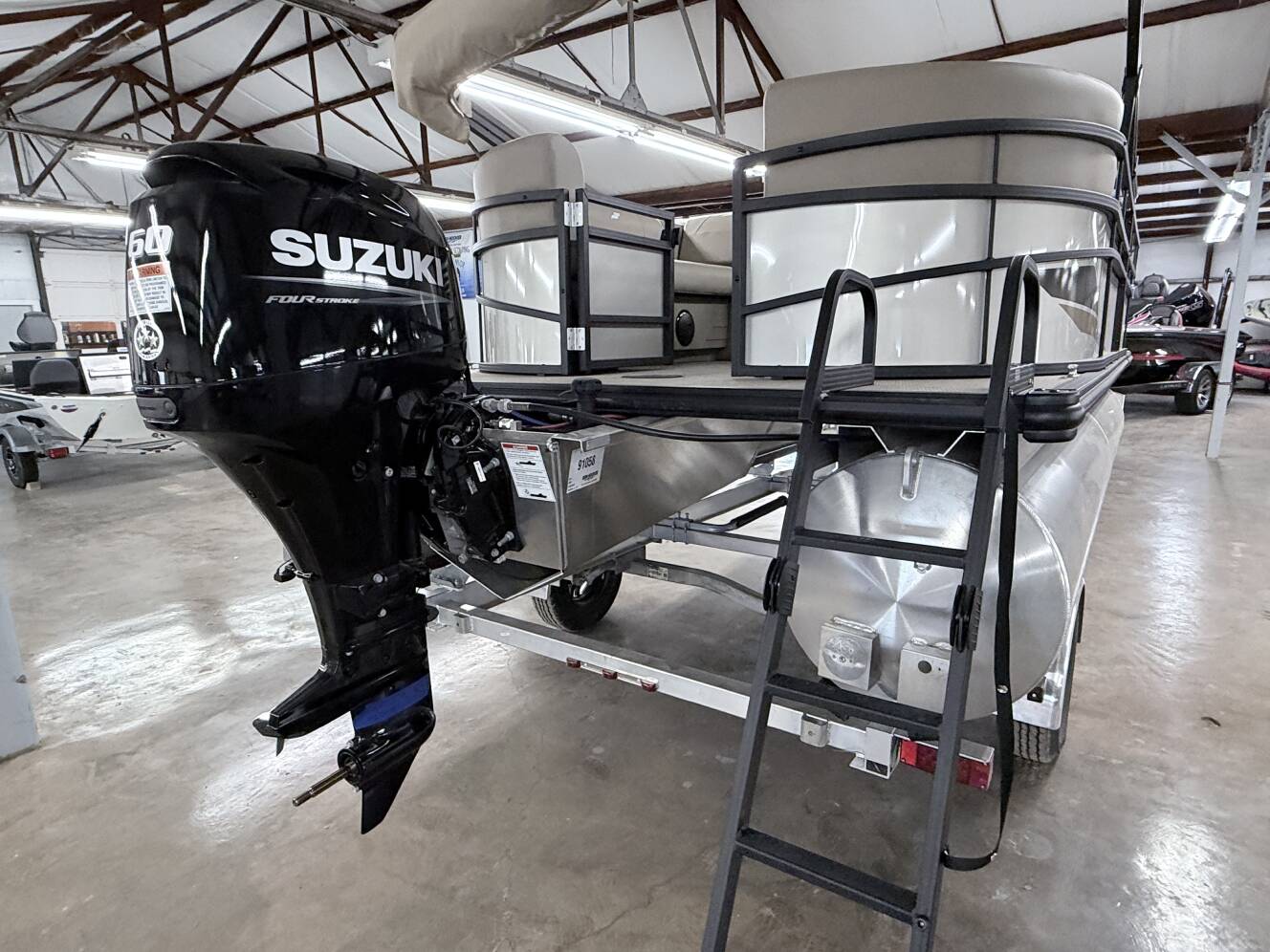 A photo of this 2026 Starcraft LX