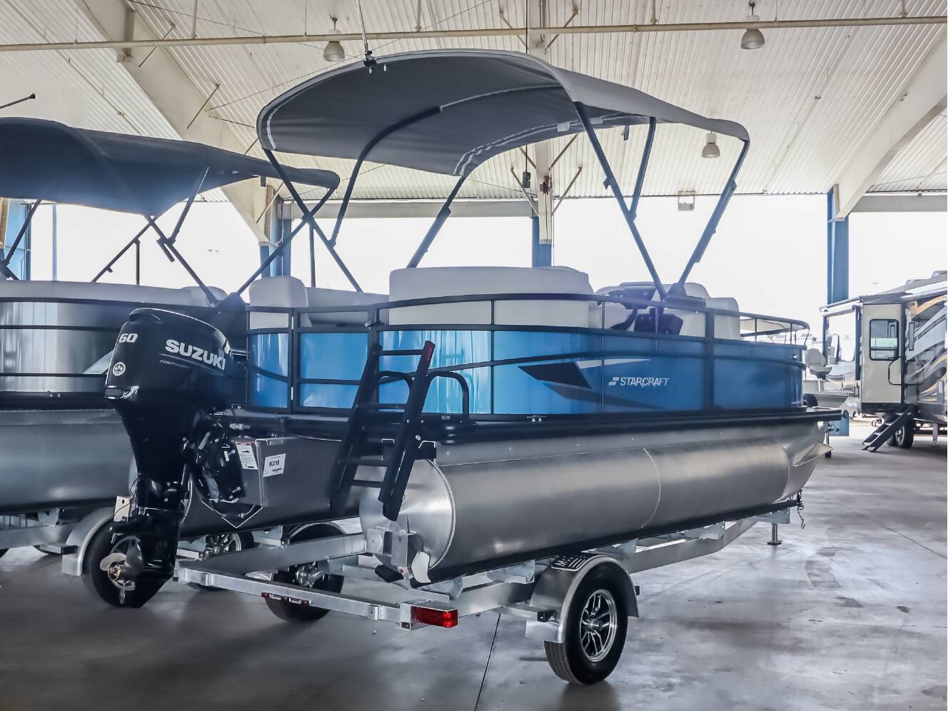 A photo of this 2026 Starcraft LX