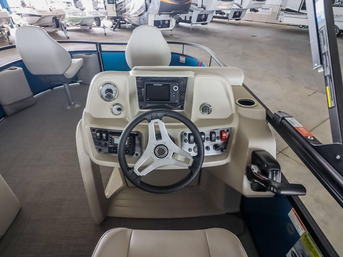 A photo of this 2026 Starcraft LX