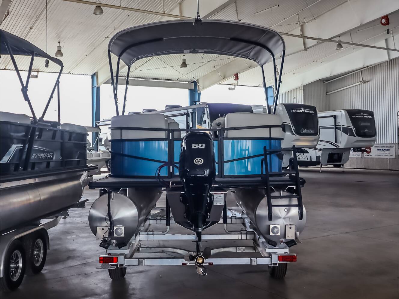 A photo of this 2026 Starcraft LX