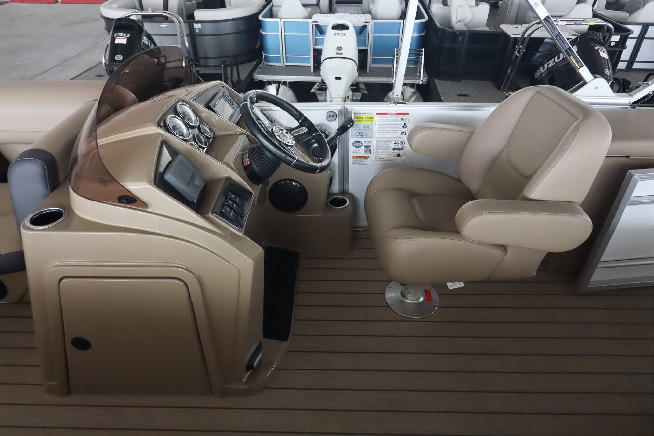 A photo of this 2026 Starcraft EX