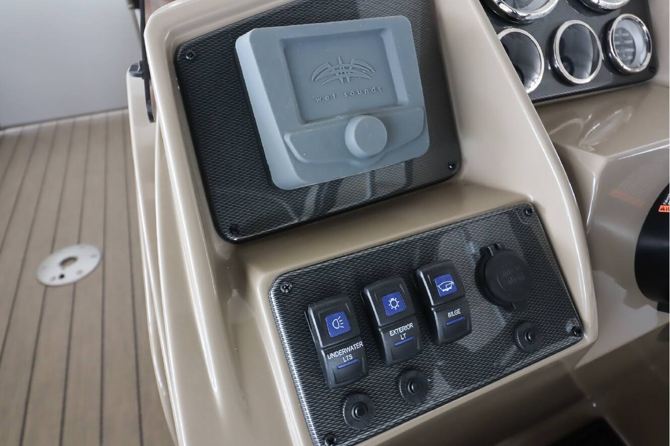 A photo of this 2026 Starcraft EX