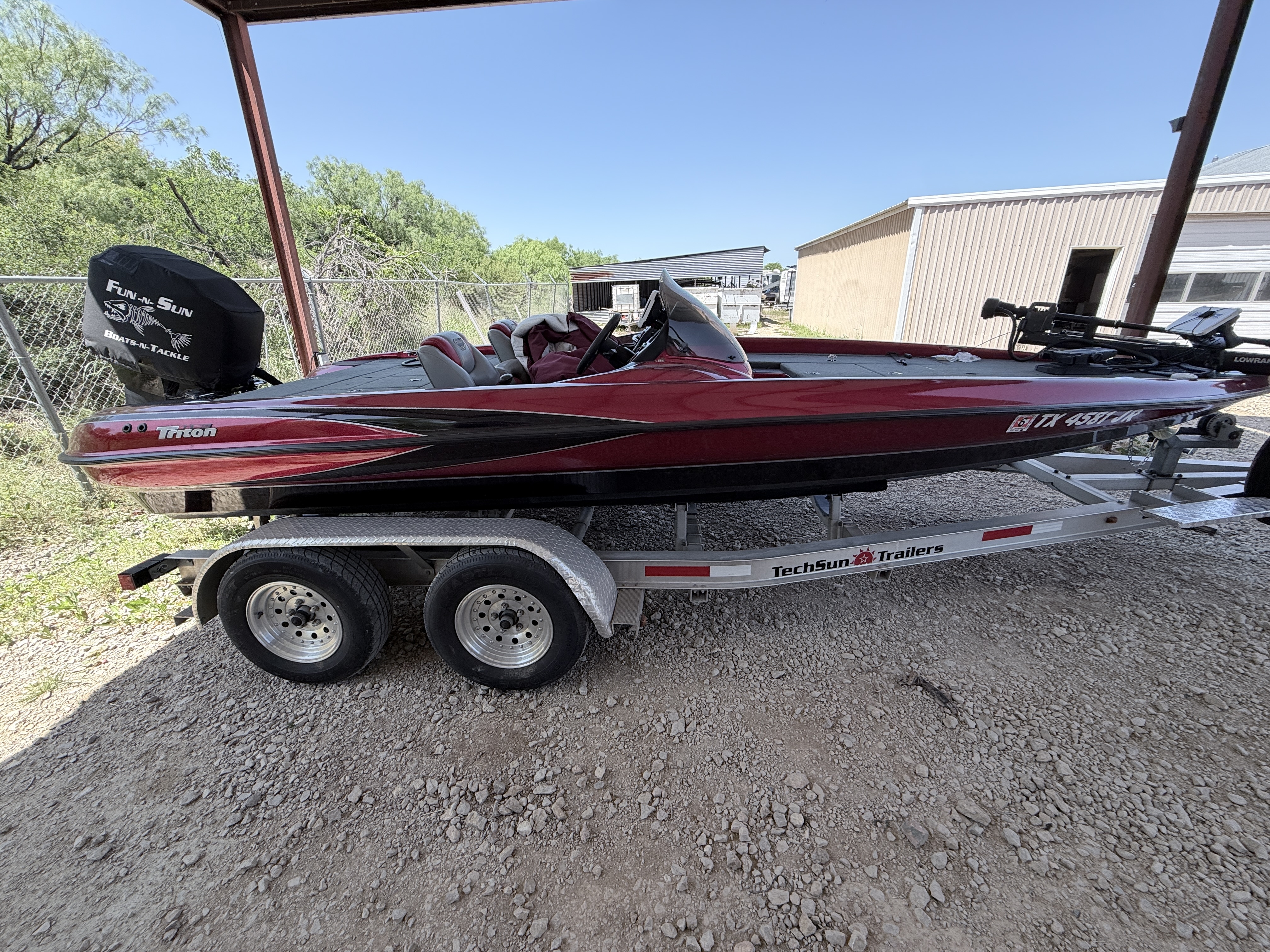 2002 Triton TR19 in breckenridge TX