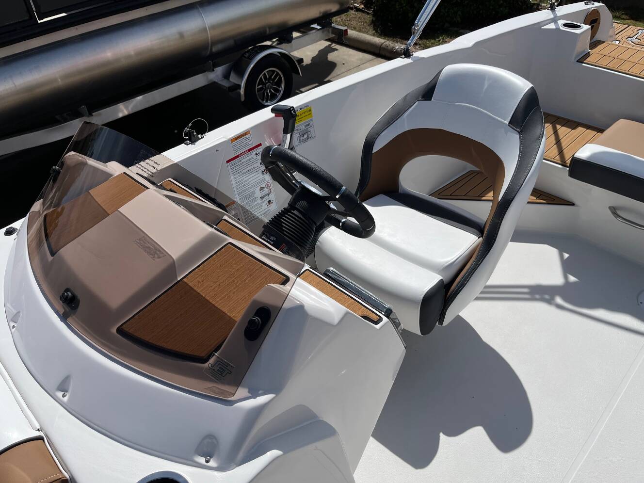 A photo of this 2026 Starcraft SVX