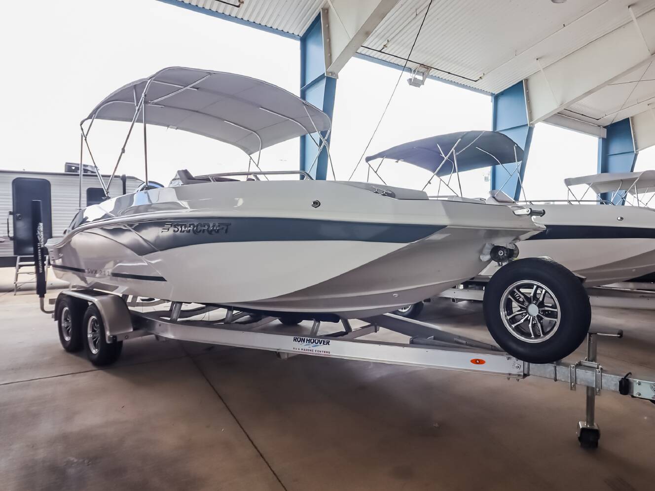 A photo of this 2026 Starcraft SVX