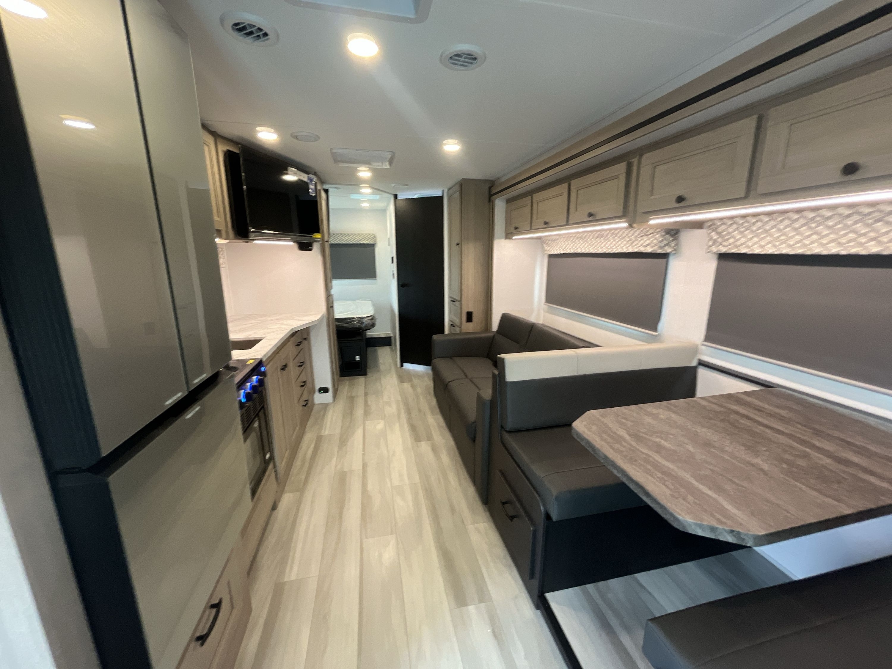 2026 Forest River SUNSEEKER LE 2550DSF 2550DSLE in west fargo ND