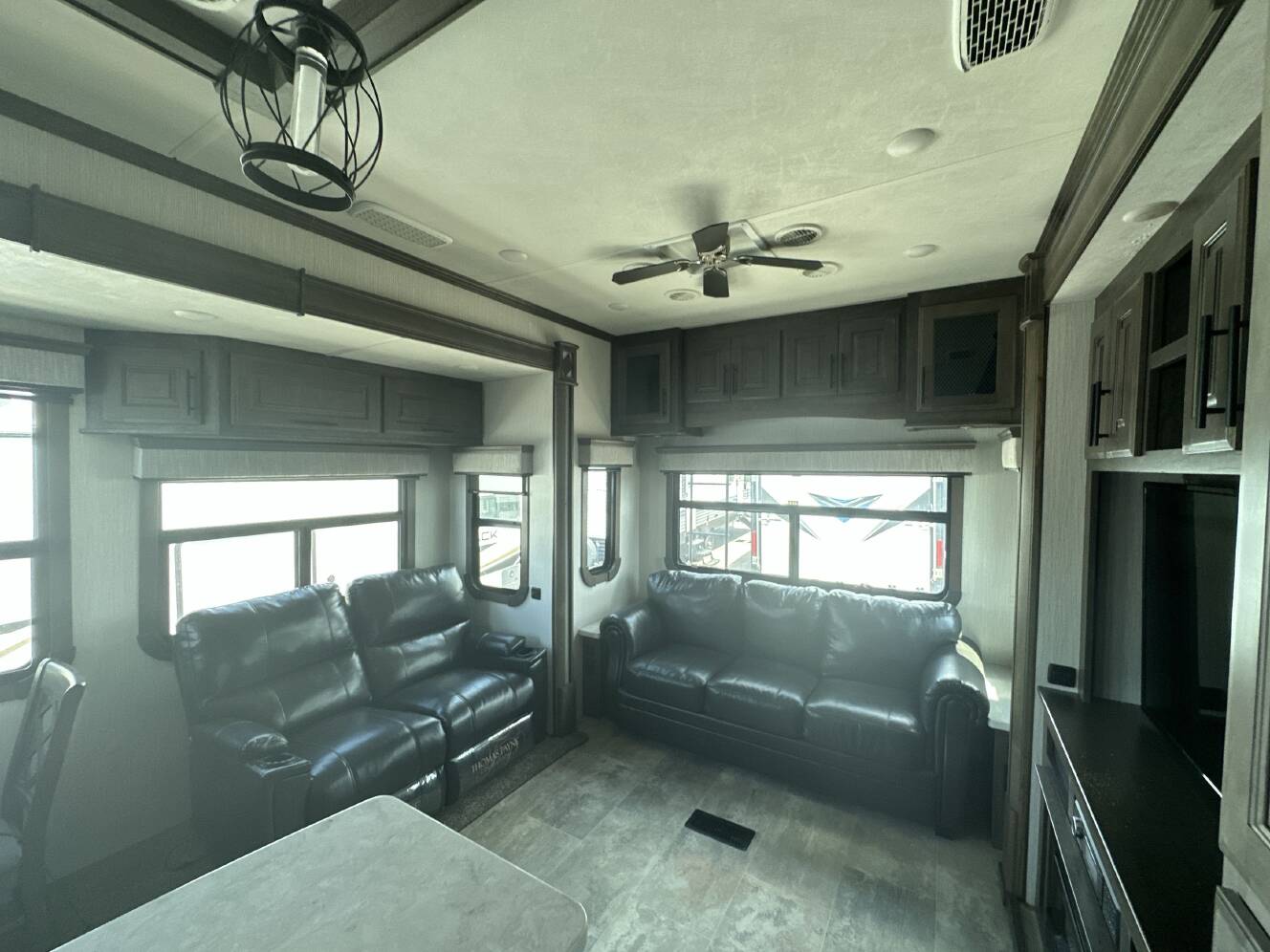 A photo of this 2021 Heartland BIGHORN 3120RK