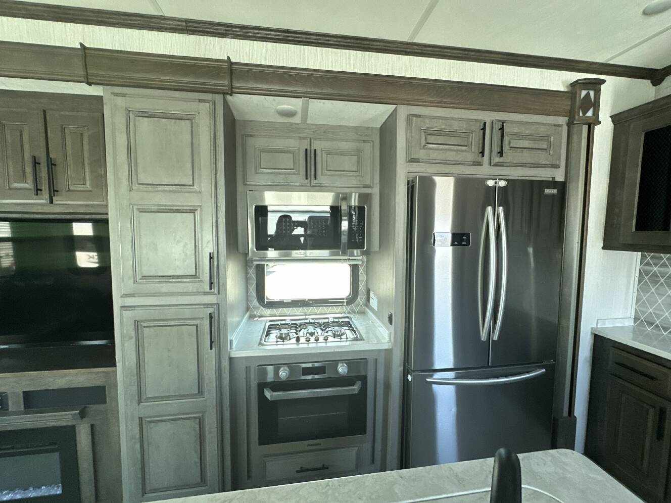 A photo of this 2021 Heartland BIGHORN 3120RK