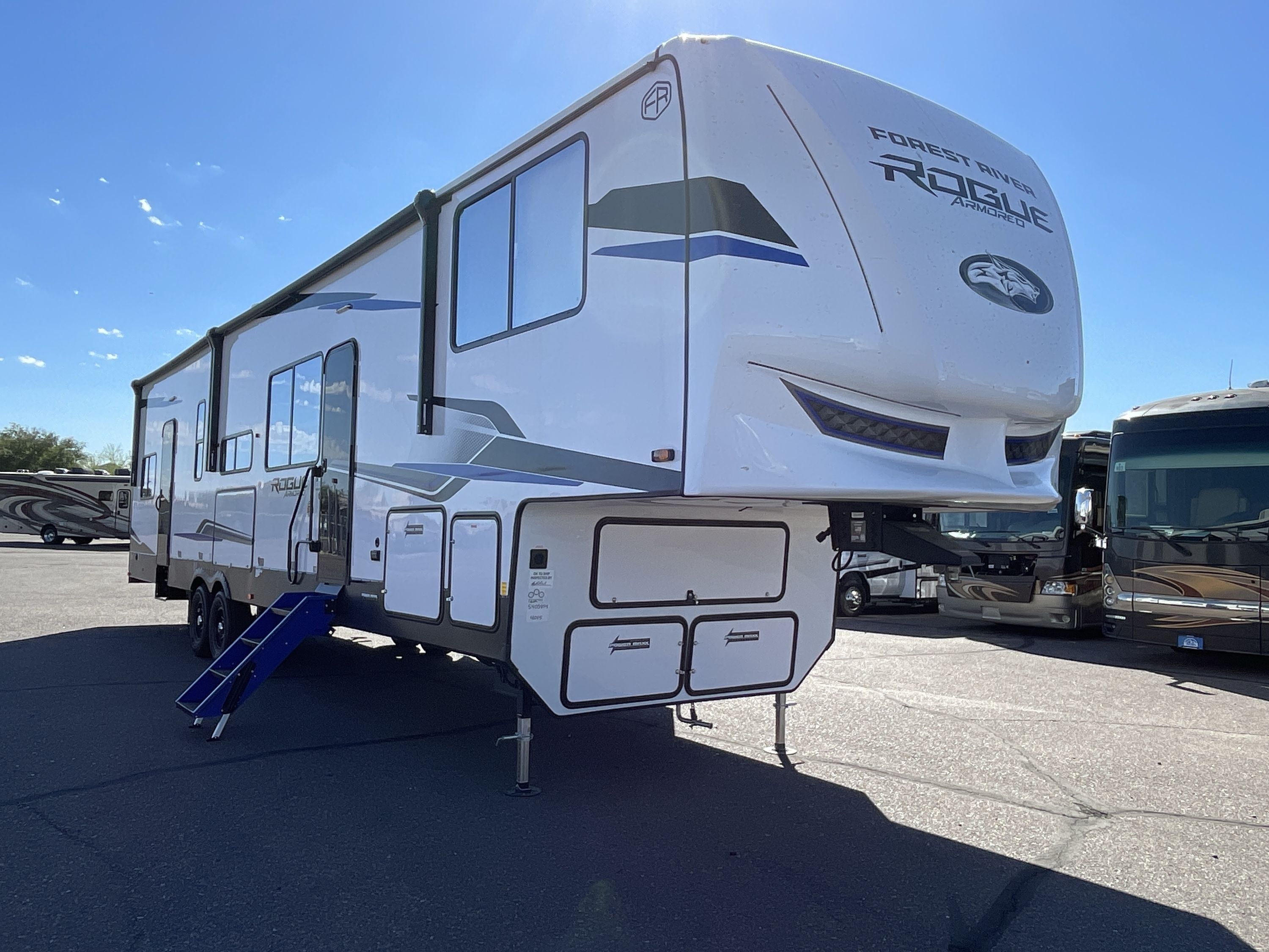 2026 Forest River ROGUE ARMORED 4015 in avondale AZ