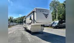 2021 Forest River CEDAR CREEK SILVERBACK 29RW RV