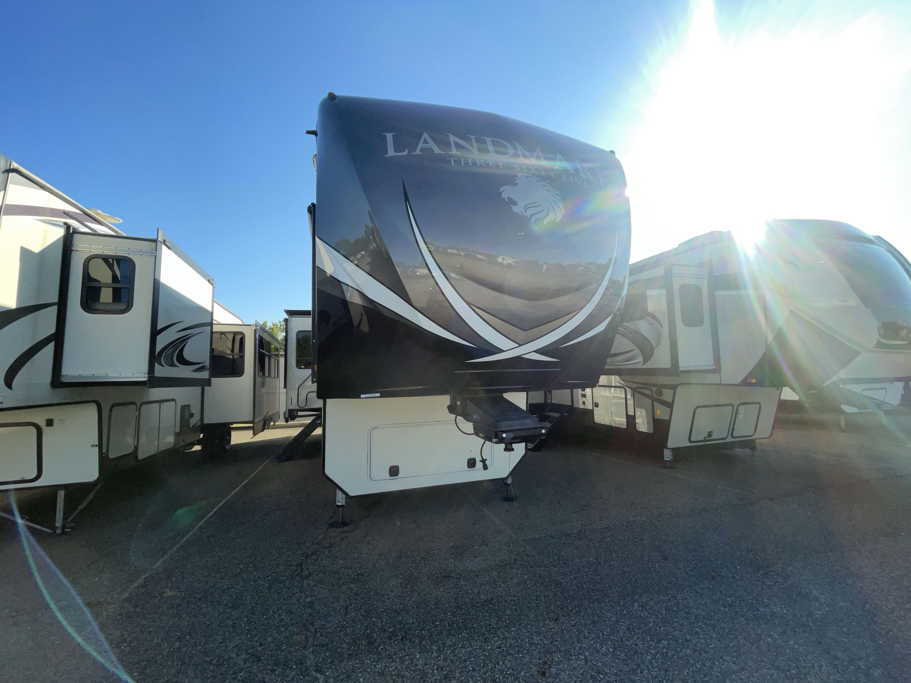 2018 Heartland LANDMARK LOUISVILLE LM LOUISVILLE in akron OH