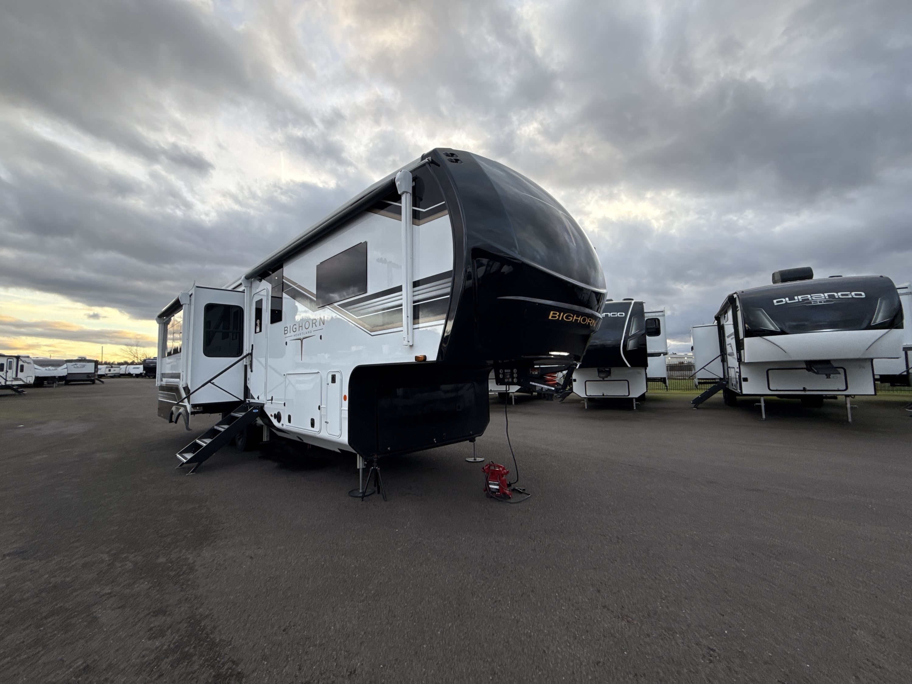 2026 Heartland BIGHORN 31RL in coburg OR