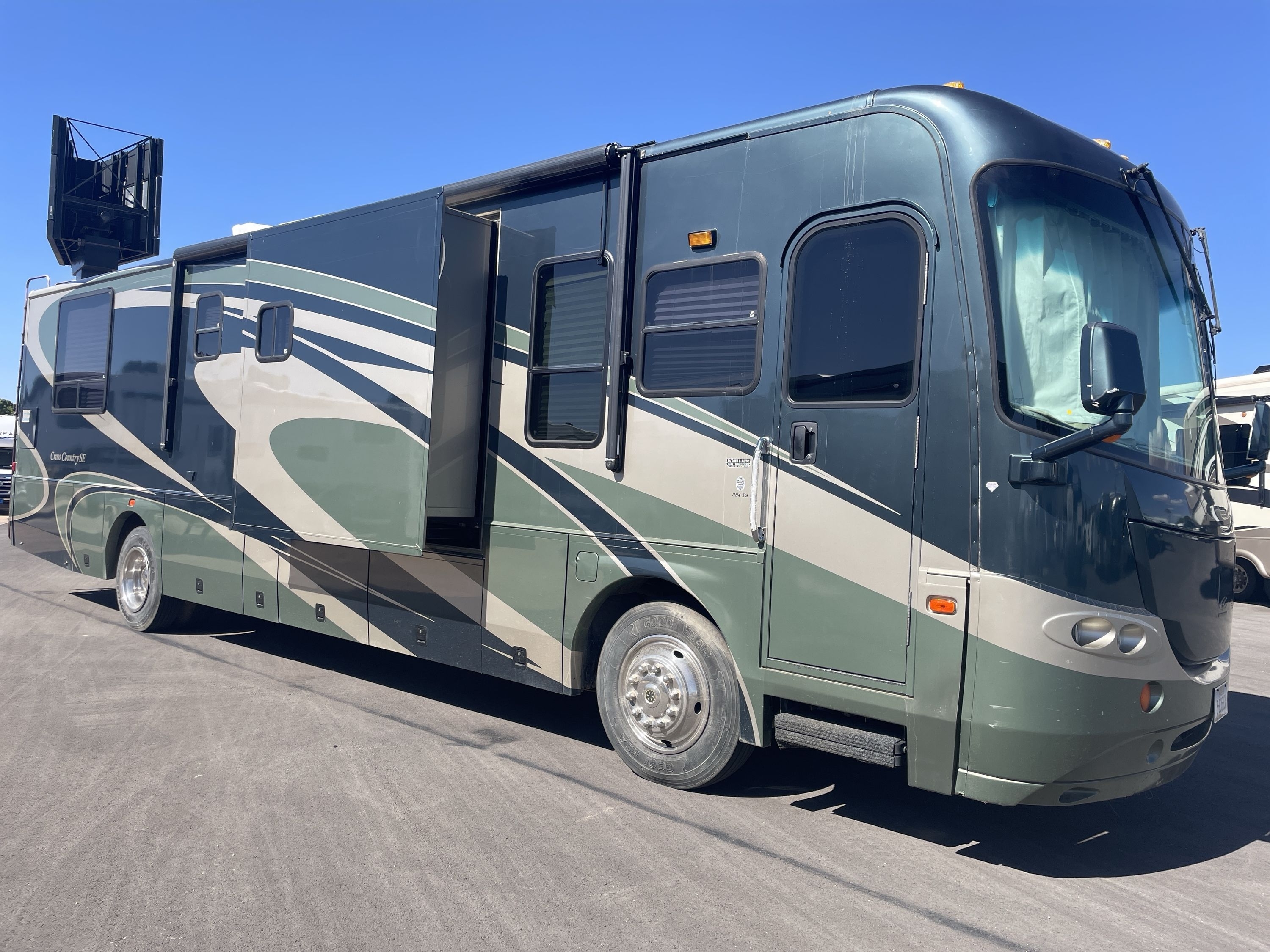 2006 Coachmen CROSS COUNTRY SE 384TS in st. george UT