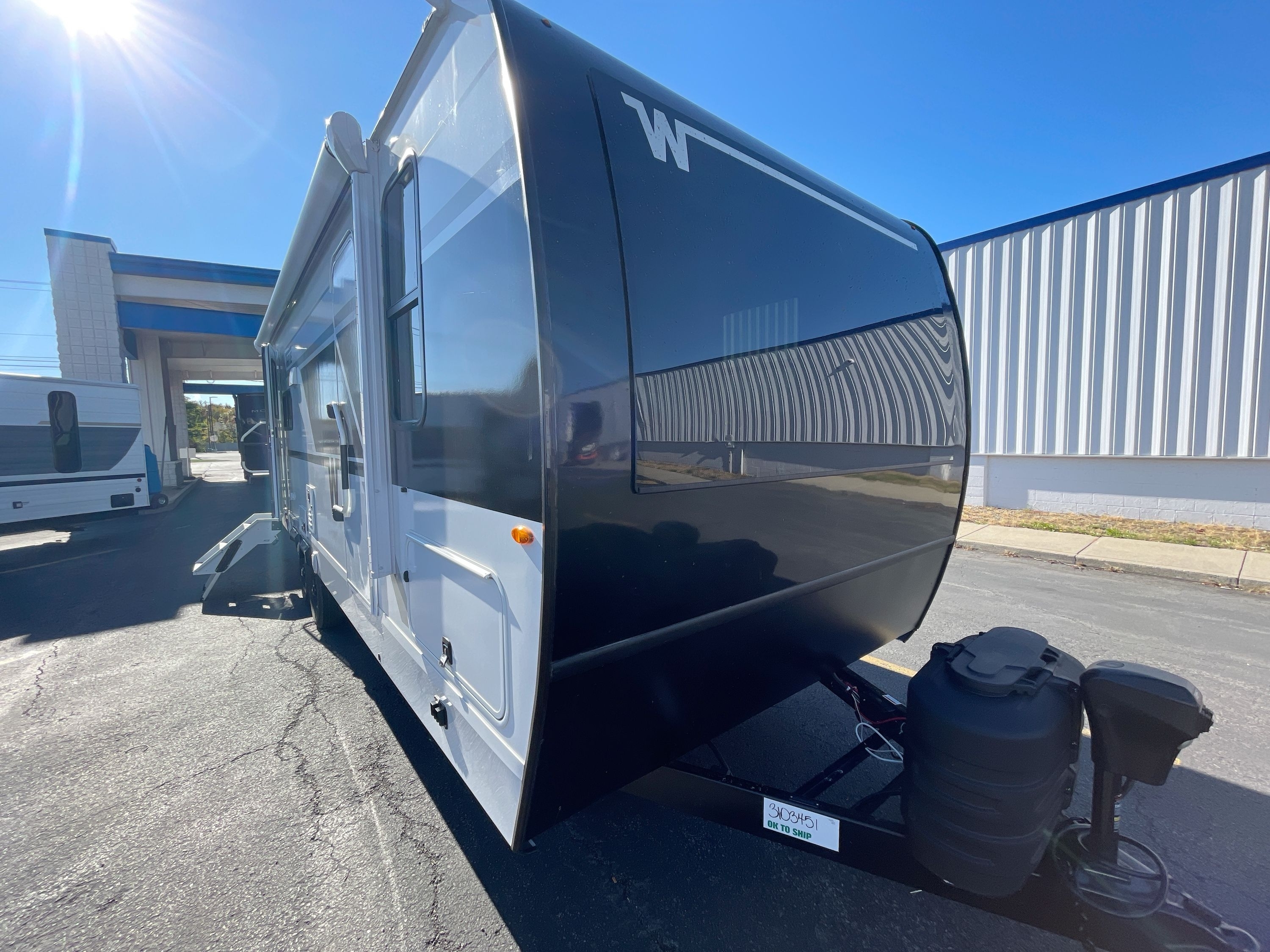 2026 Winnebago THRIVE 25RLS in hamburg NY