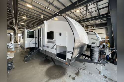 2026 Heartland SUNDANCE XLT 31BROK in grand rapids MI