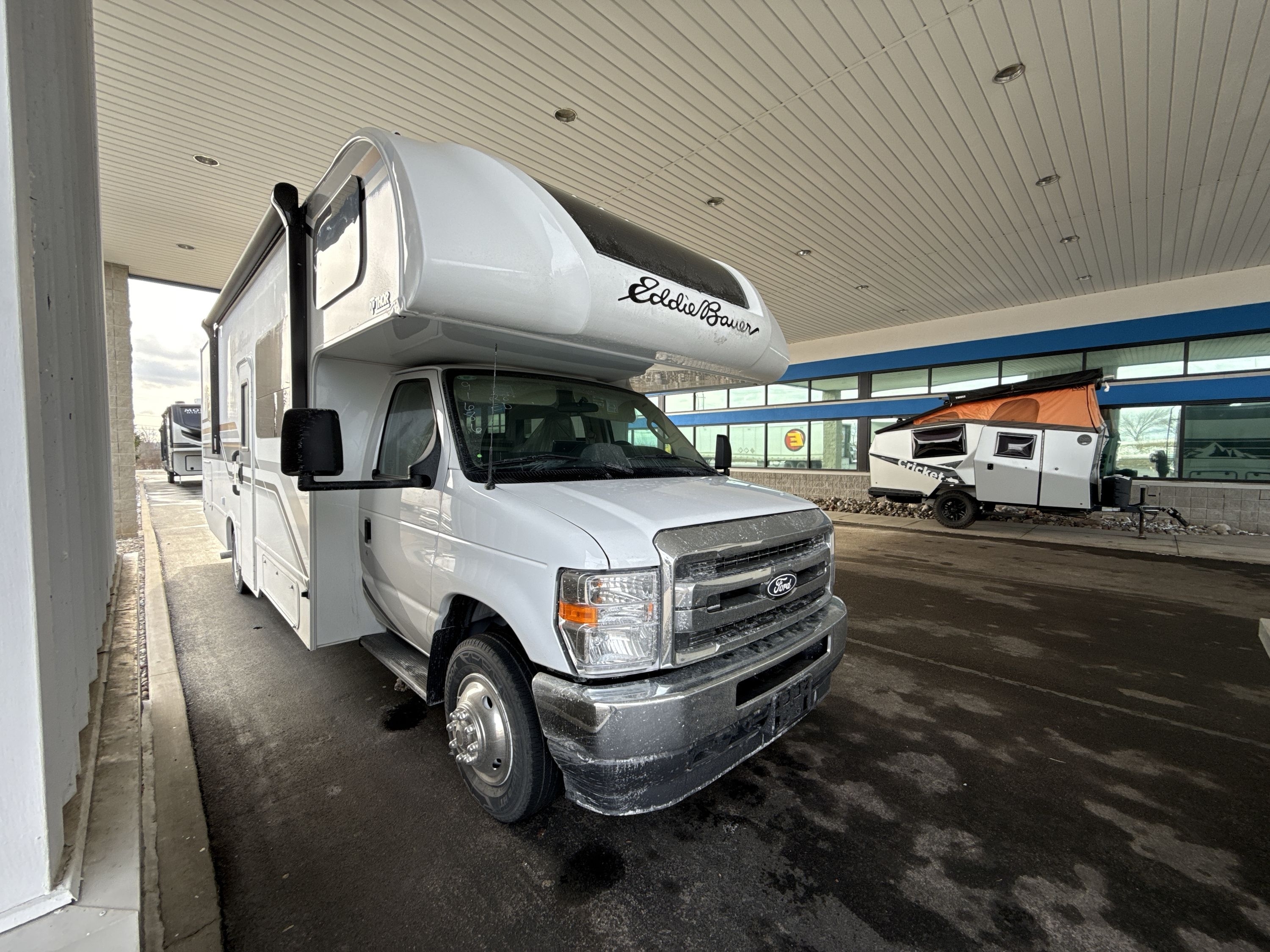 2026 Thor EDDIE BAUER 28EDF in churchville NY
