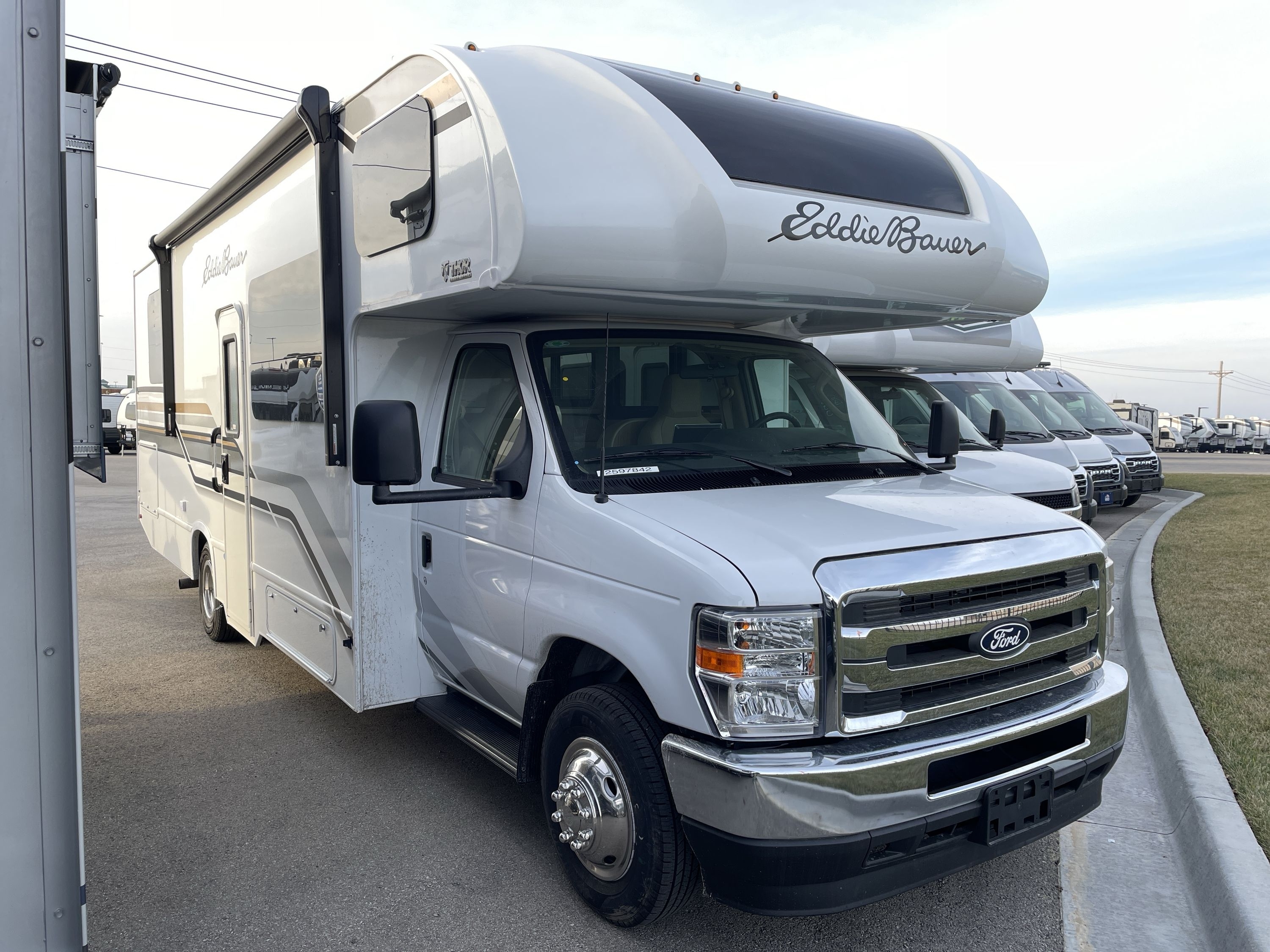 2026 Thor EDDIE BAUER 28EDF in kansas city KS